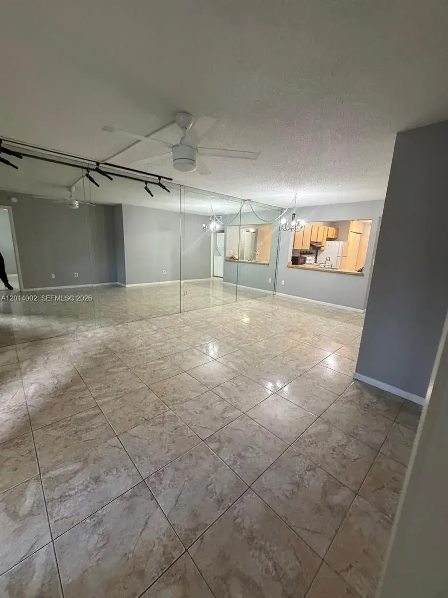 2 bedroom 2 bath Residential Lease for rent at 20825 NE 8th Ct # 19, Miami FL 33179