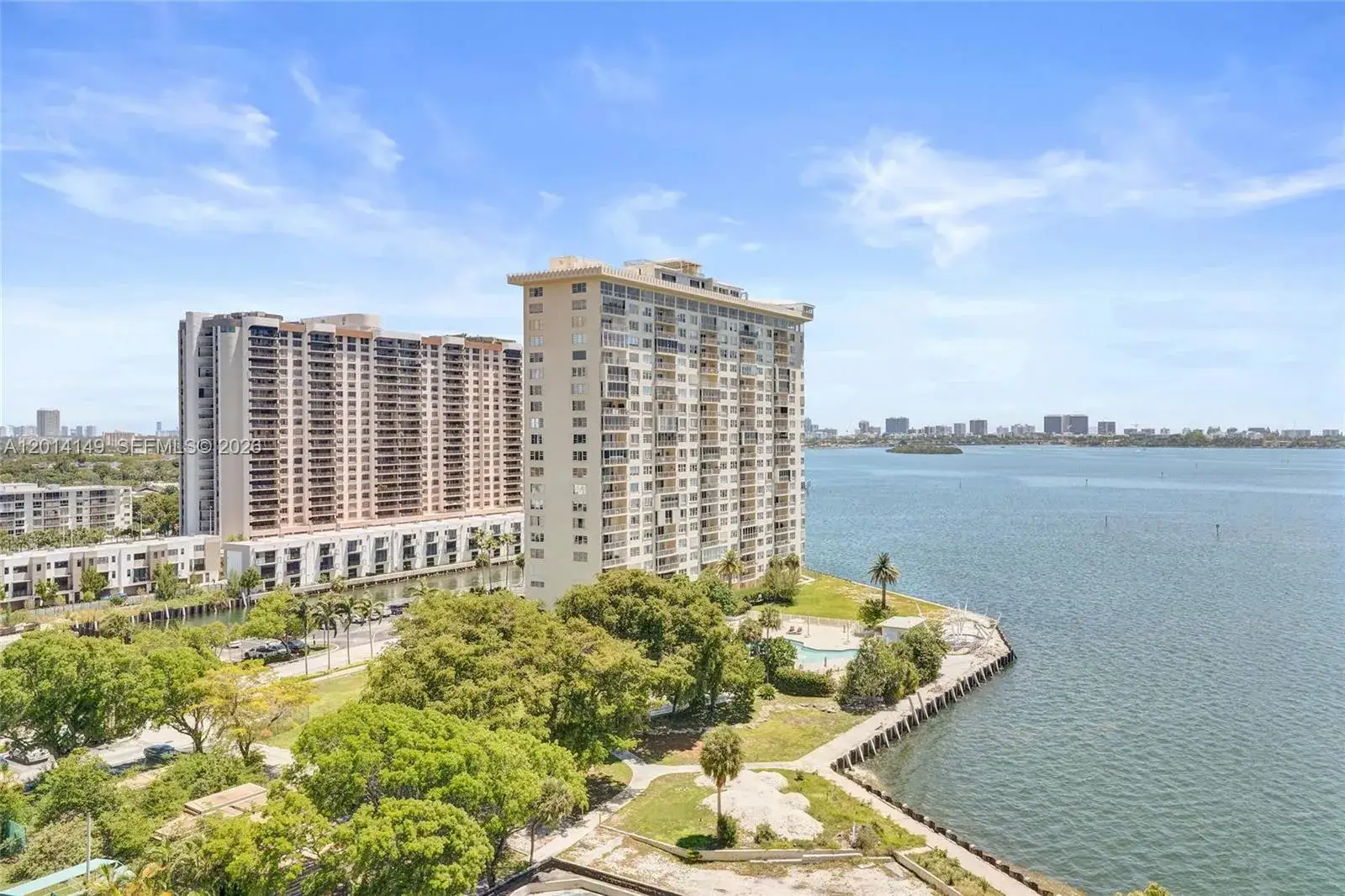 2 bedroom 2 bath Residential for sale at 11113 Biscayne Blvd # 1156, Miami FL 33181