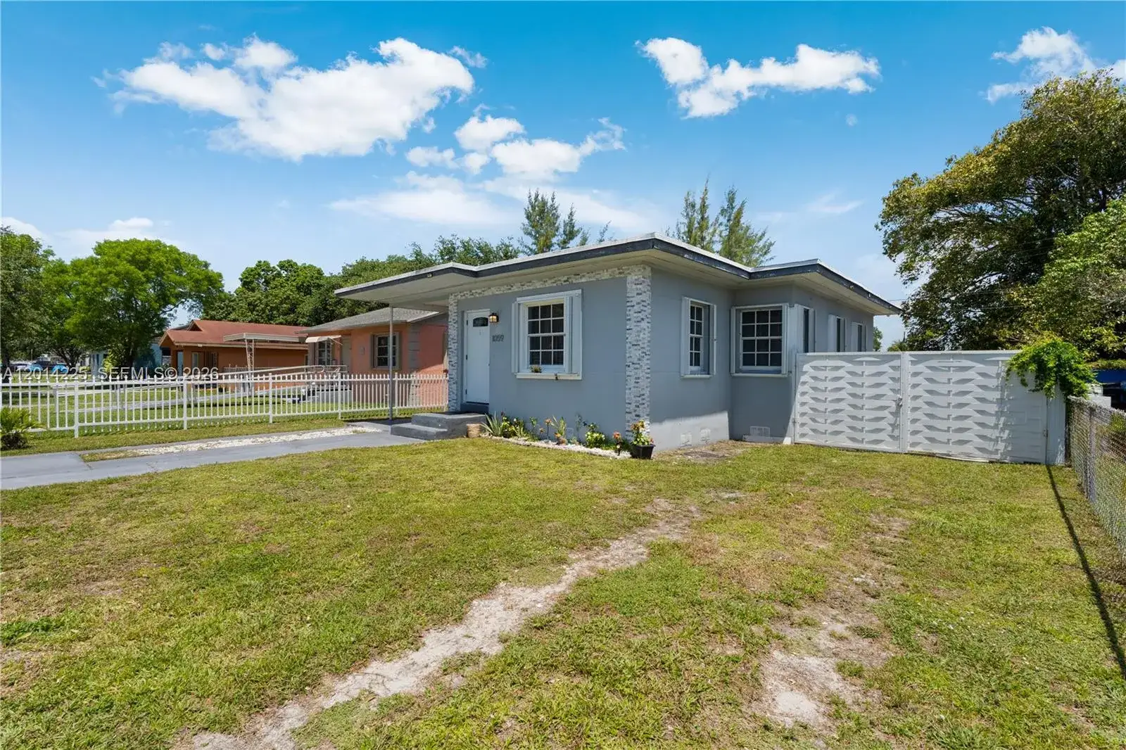 2 bedroom 1 bath Residential for sale at 1059 NW 77th St, Miami FL 33150