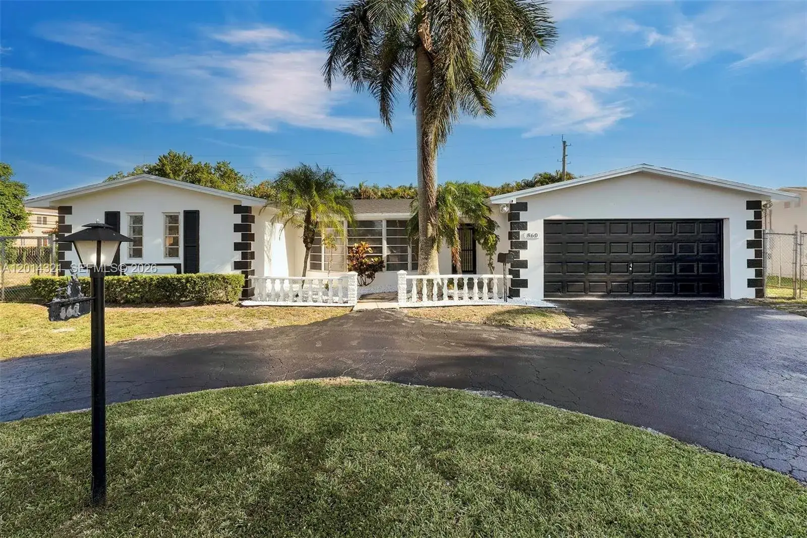 3 bedroom 2 bath Residential for sale at 860 NW 207th St, Miami Gardens FL 33169