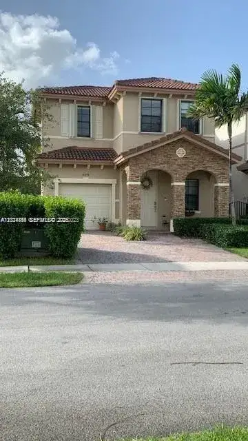 3 bedroom 2 bath Residential for sale at 8879 SW 227th Ter, Cutler Bay FL 33190