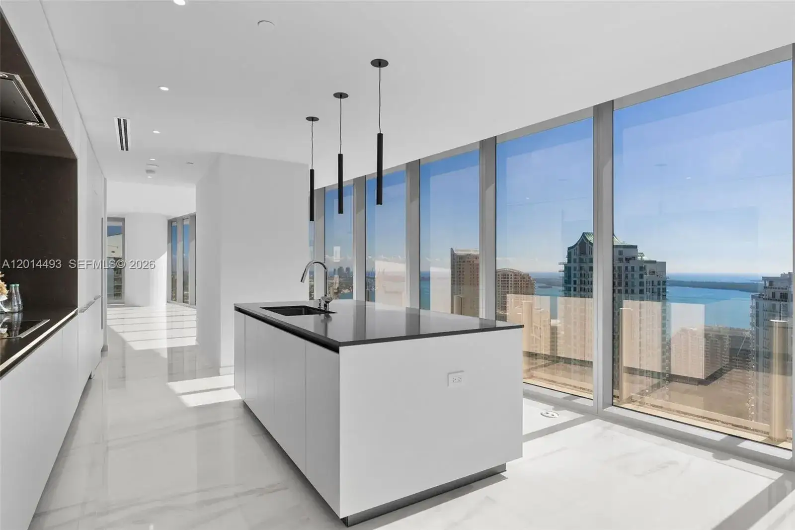 4 bedroom 4 bath Residential Lease for rent at 300 Biscayne Blvd Way # 3801, Miami FL 33131