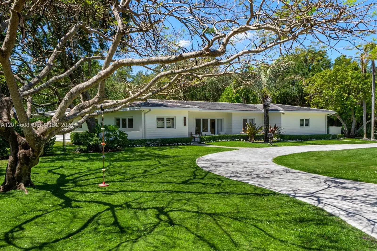4 bedroom 4 bath Residential for sale at 6450 SW 128th St, Pinecrest FL 33156