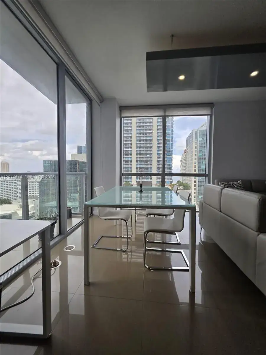 2 bedroom 2 bath Residential for sale at 1060 Brickell Ave # 2201, Miami FL 33131