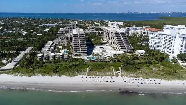 2 bedroom 2 bath Residential for sale at 201 Crandon Blvd # 424, Key Biscayne FL 33149