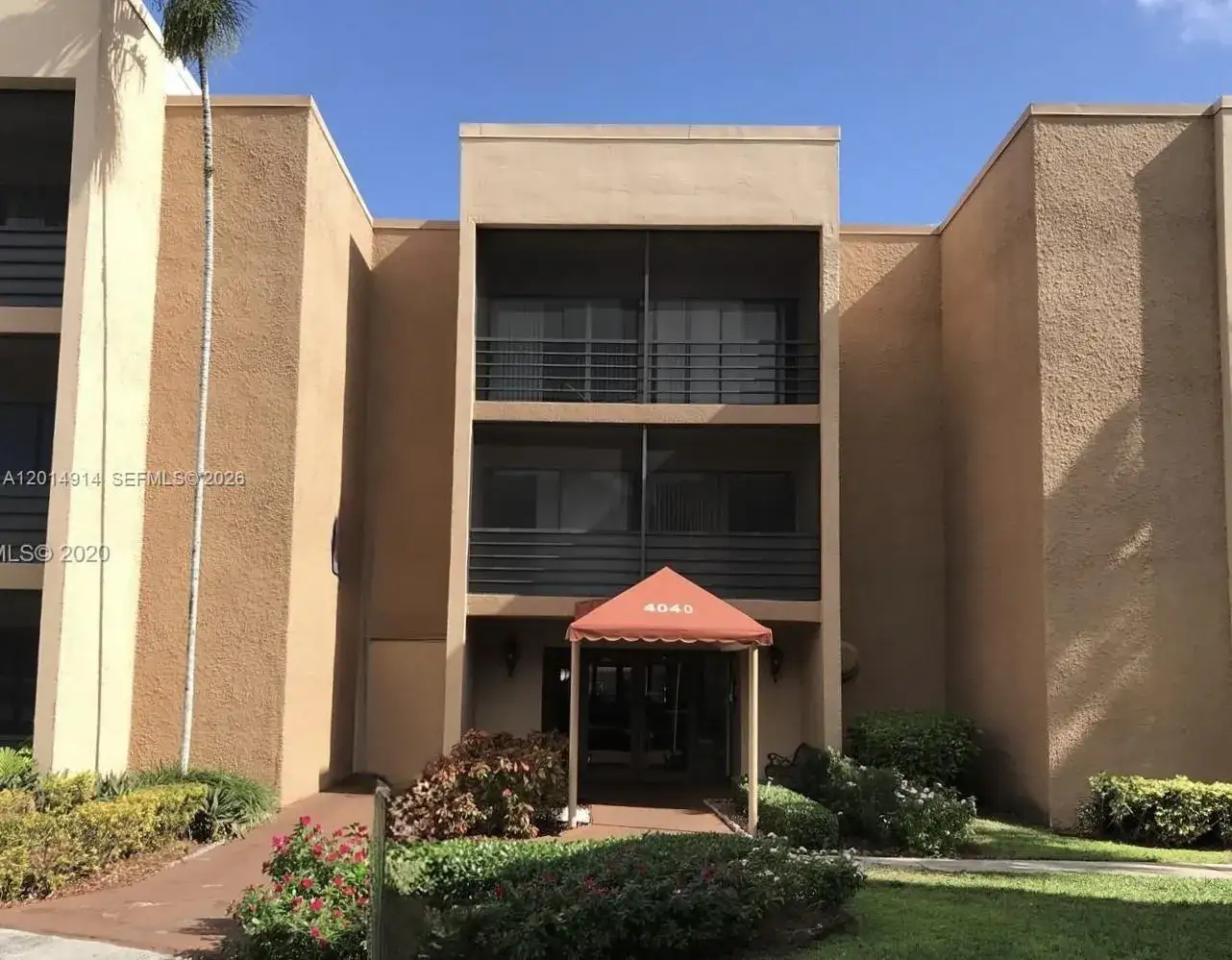 1 bedroom 1 bath Residential for sale at 4040 N Hills Dr # 20, Hollywood FL 33021