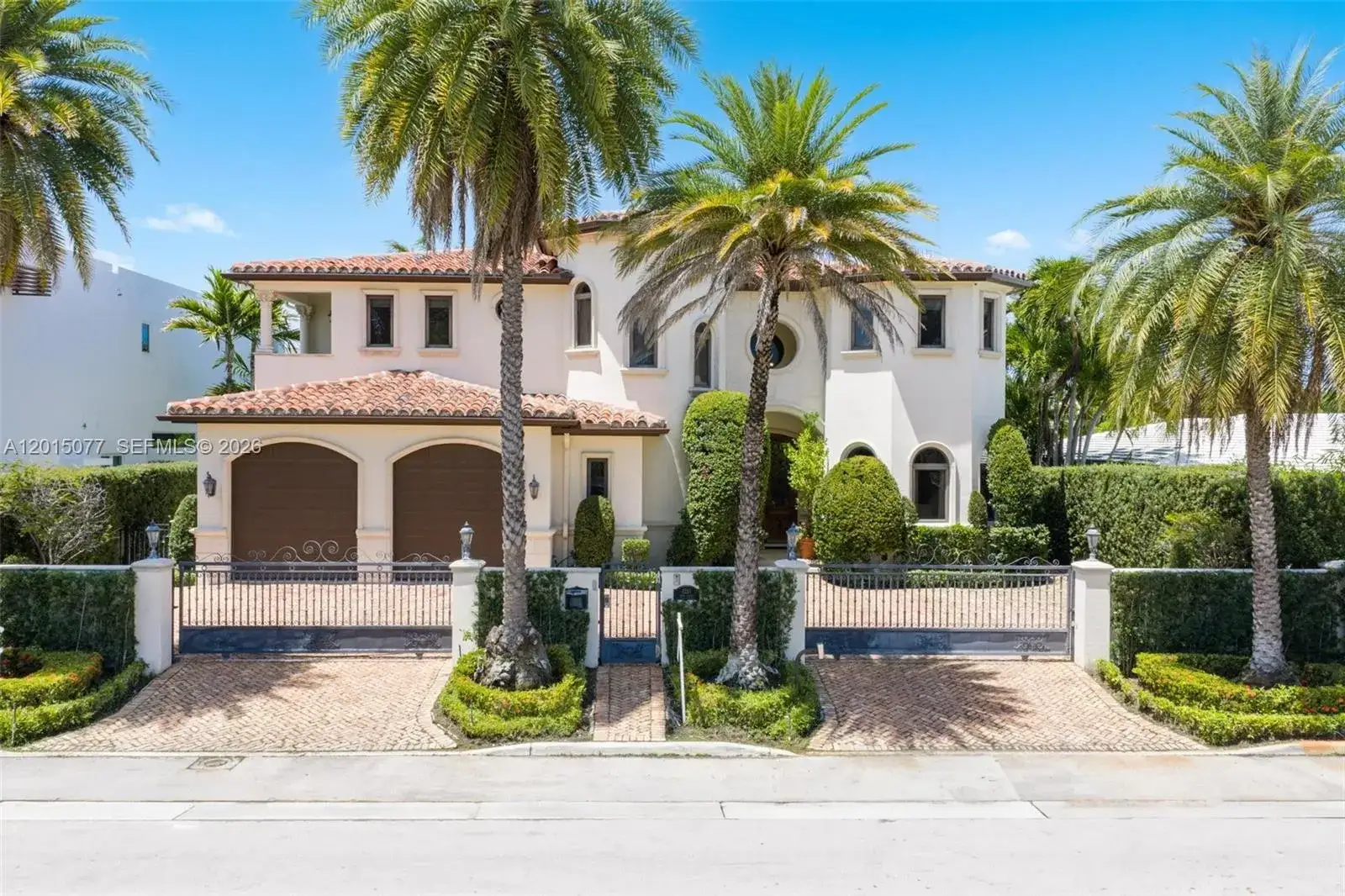 6 bedroom 6 bath Residential for sale at 1251 99th St, Bay Harbor Islands FL 33154