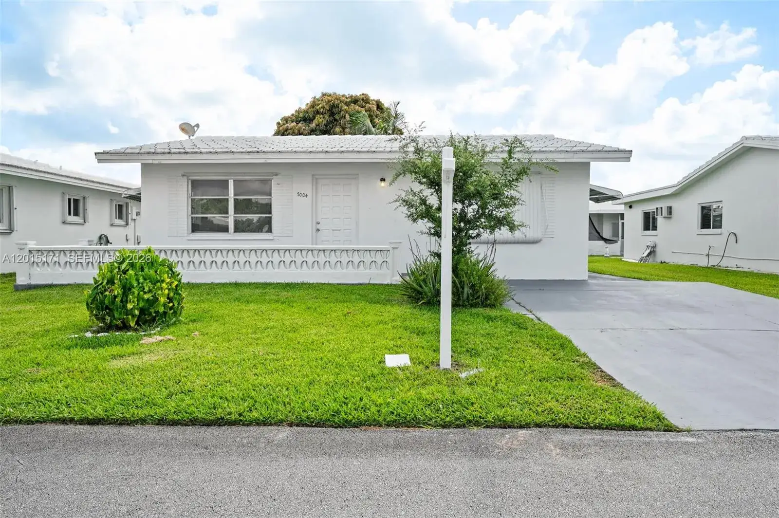 2 bedroom 1 bath Residential Lease for rent at 7004 NW 67th Ave, Tamarac FL 33321