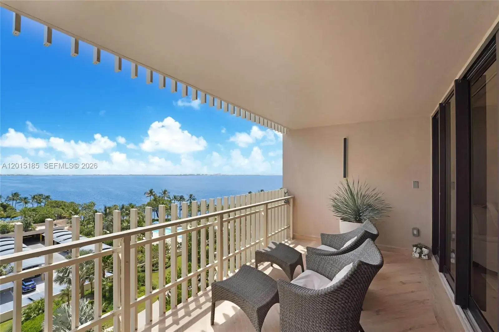 3 bedroom 2 bath Residential Lease for rent at 1 Grove Isle Dr # A809, Miami FL 33133