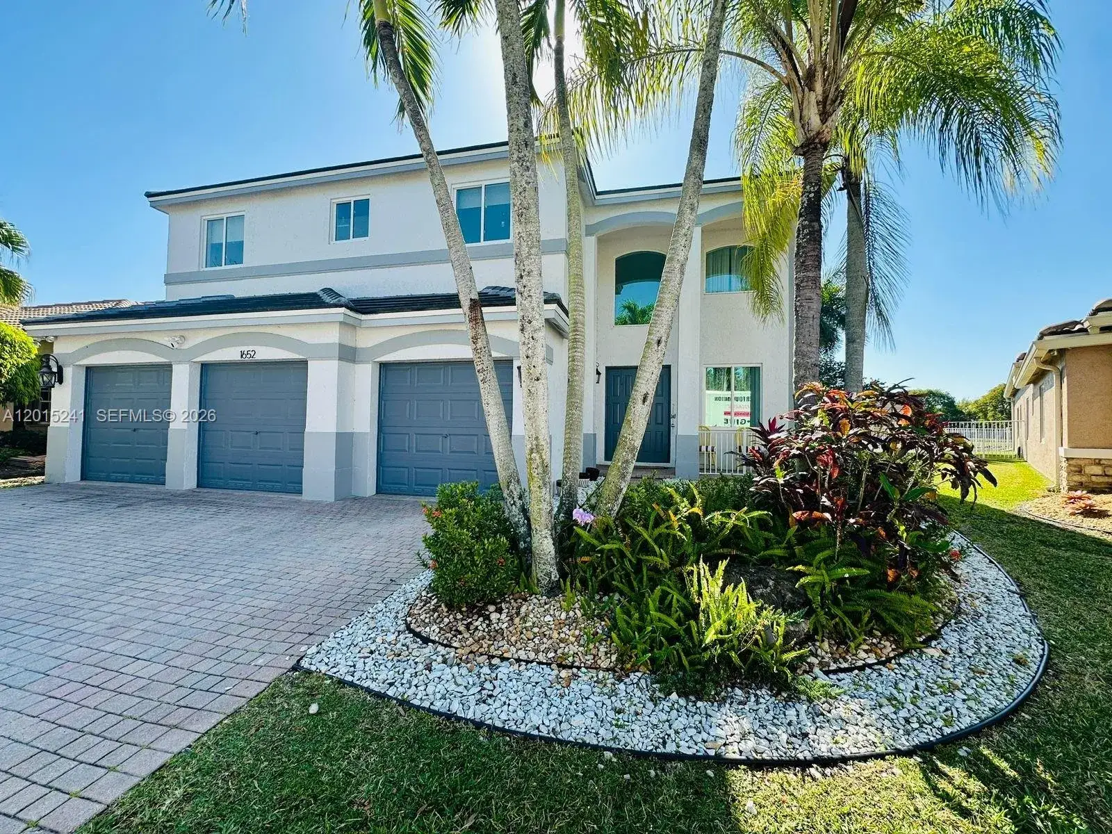 5 bedroom 4 bath Residential for sale at 1652 Orchid Bnd, Weston FL 33327