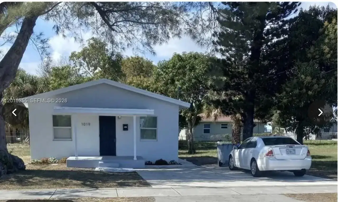 2 bedroom 1 bath Residential for sale at 1019 NW 4th Ave, Pompano Beach FL 33060