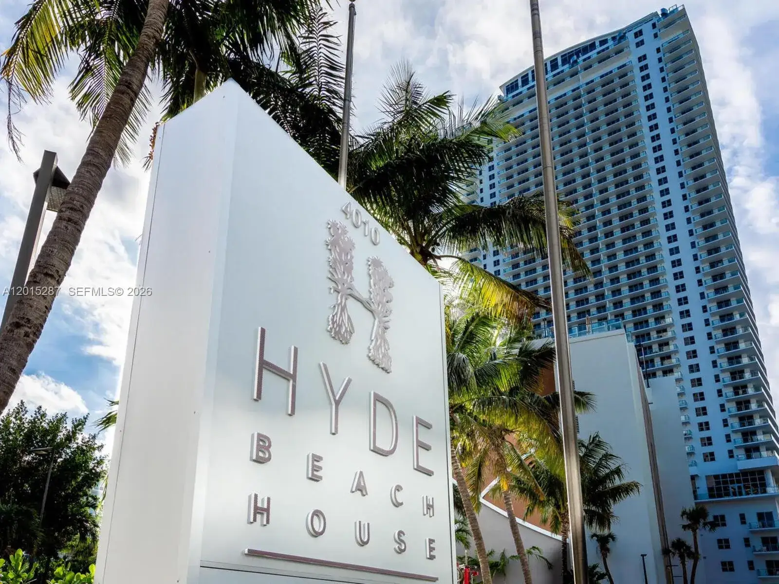 3 bedroom 2 bath Residential Lease for rent at 4010 S Ocean Dr # R2004, Hollywood FL 33019