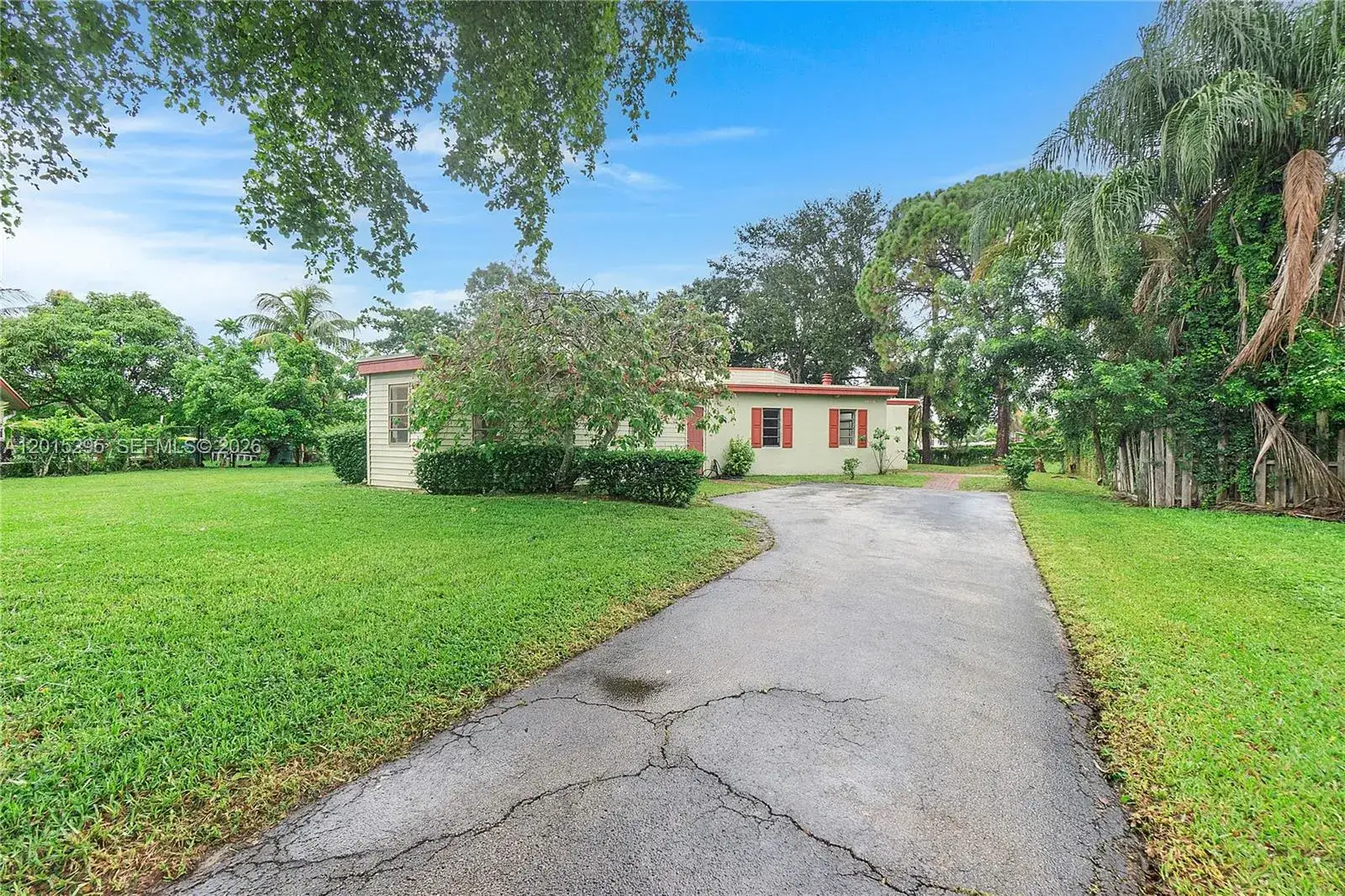 3 bedroom 2 bath Residential for sale at 4561 NW 79th Ave, Lauderhill FL 33351