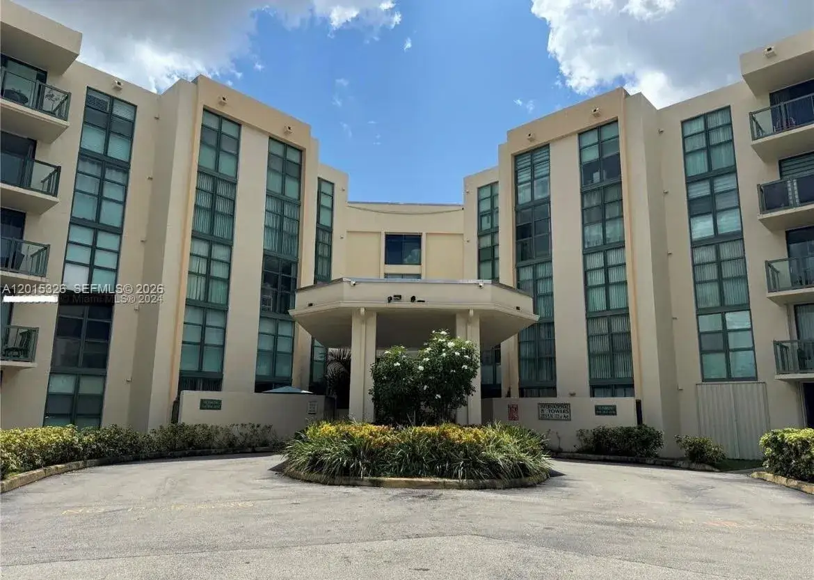 2 bedroom 2 bath Residential Lease for rent at 2055 SW 122nd Ave # 507, Miami FL 33175