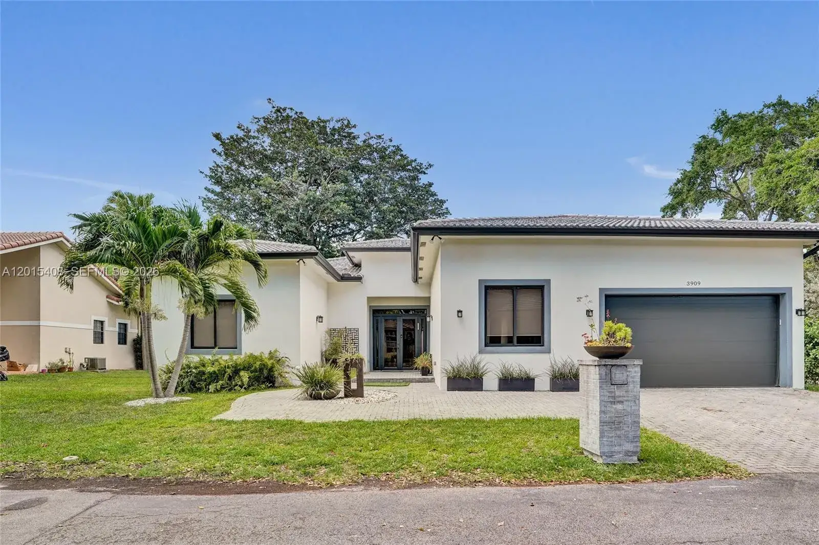 6 bedroom 4 bath Residential for sale at 3909 SW 54th Ct, Dania Beach FL 33312