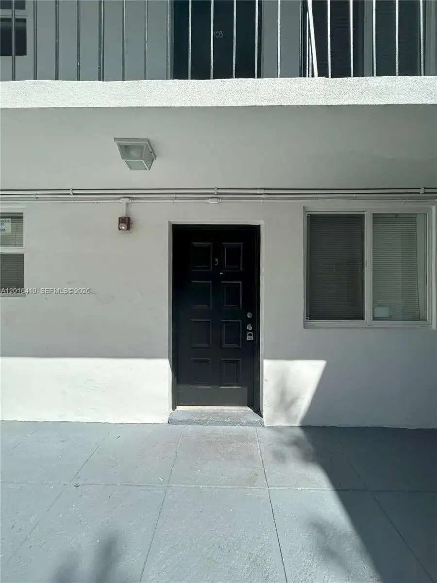 1 bedroom 1 bath Residential Lease for rent at 5814 NE 4th Ct # 3, Miami FL 33137