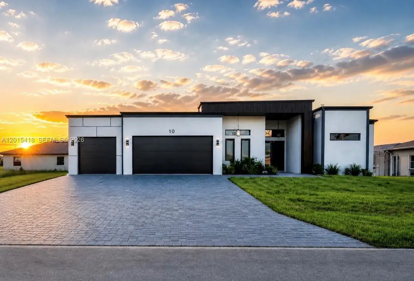 4 bedroom 3 bath Residential for sale at 10 SW 33rd PL, Cape Coral FL 33904