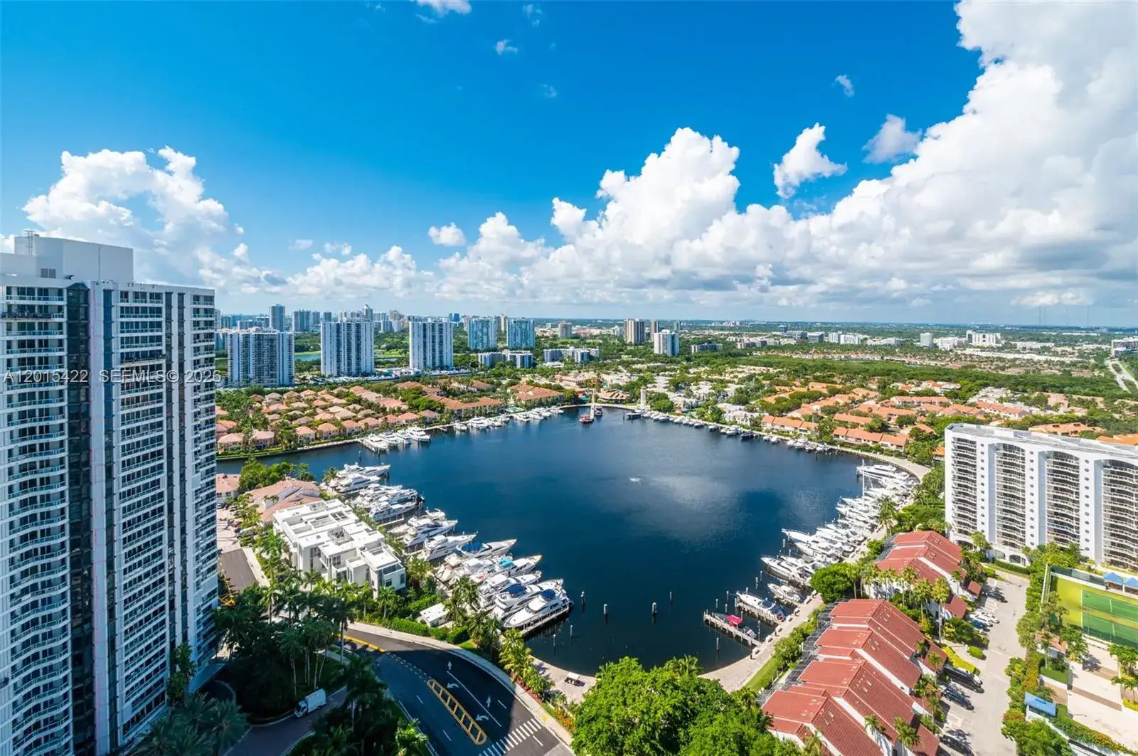 2 bedroom 2 bath Residential for sale at 21205 Yacht Club Dr # 3107, Aventura FL 33180