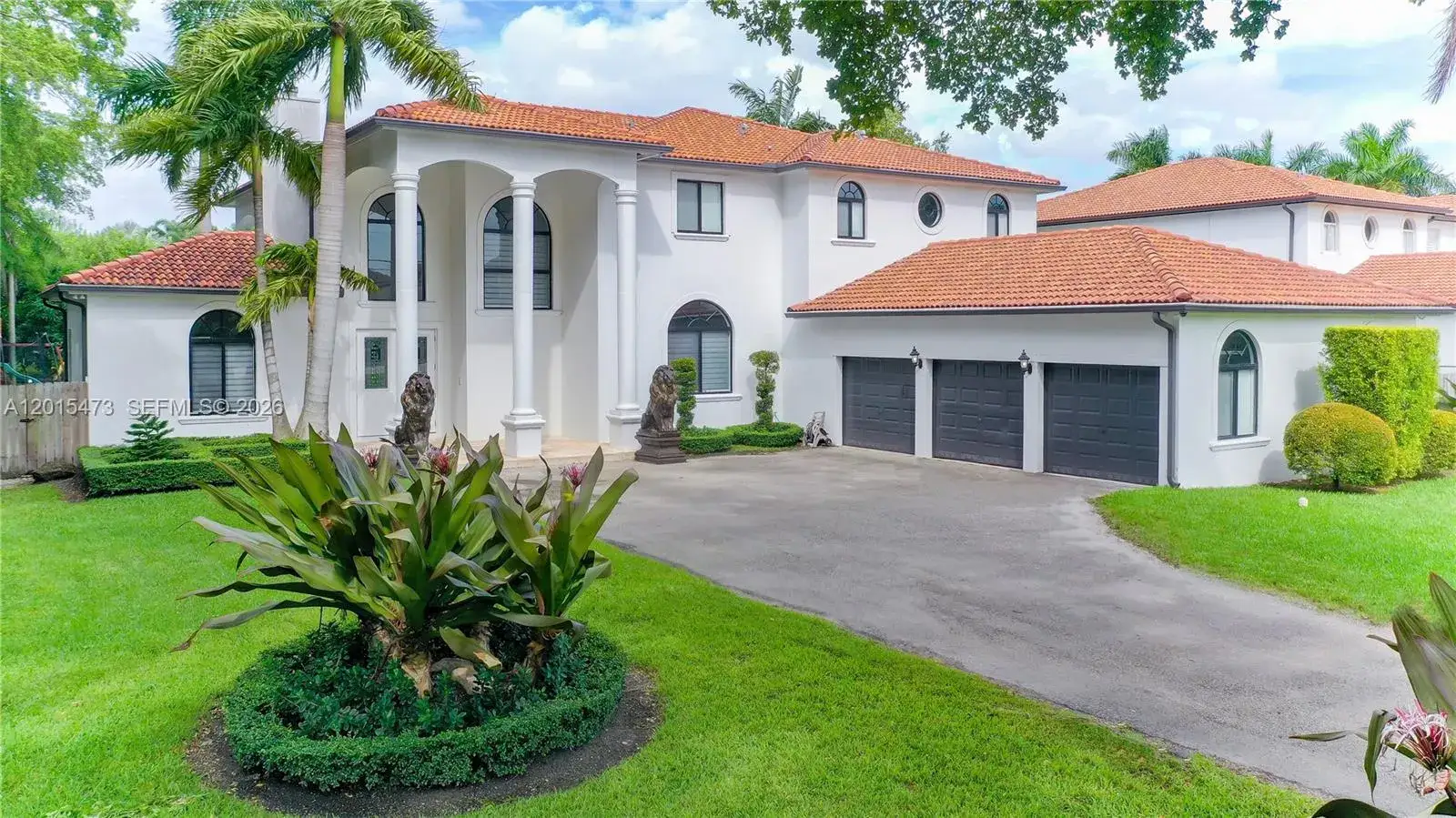 5 bedroom 5 bath Residential Lease for rent at 6950 SW 97th Ave, Miami FL 33173
