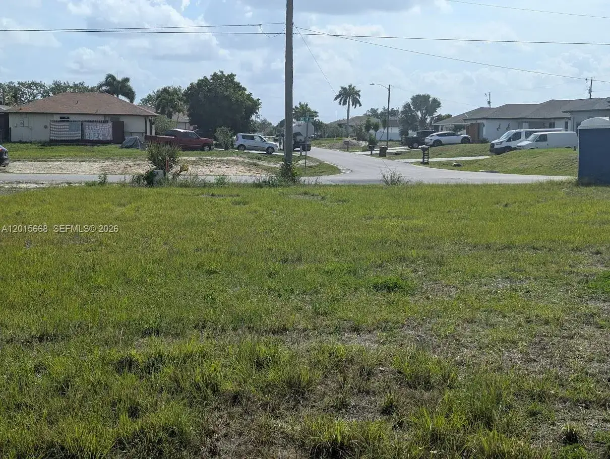 Land/Boat Docks for sale at 1402 NE 14 ave, Cape Coral FL 33909