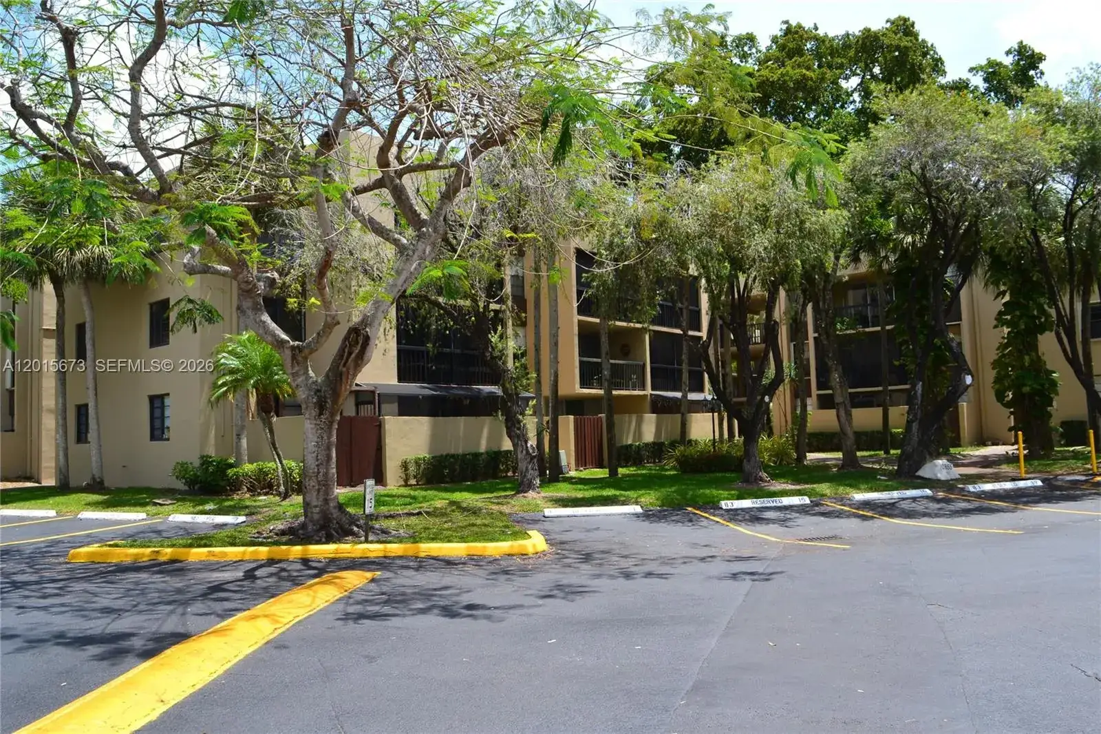 2 bedroom 2 bath Residential Lease for rent at 10855 SW 112th Ave # 309, Miami FL 33176