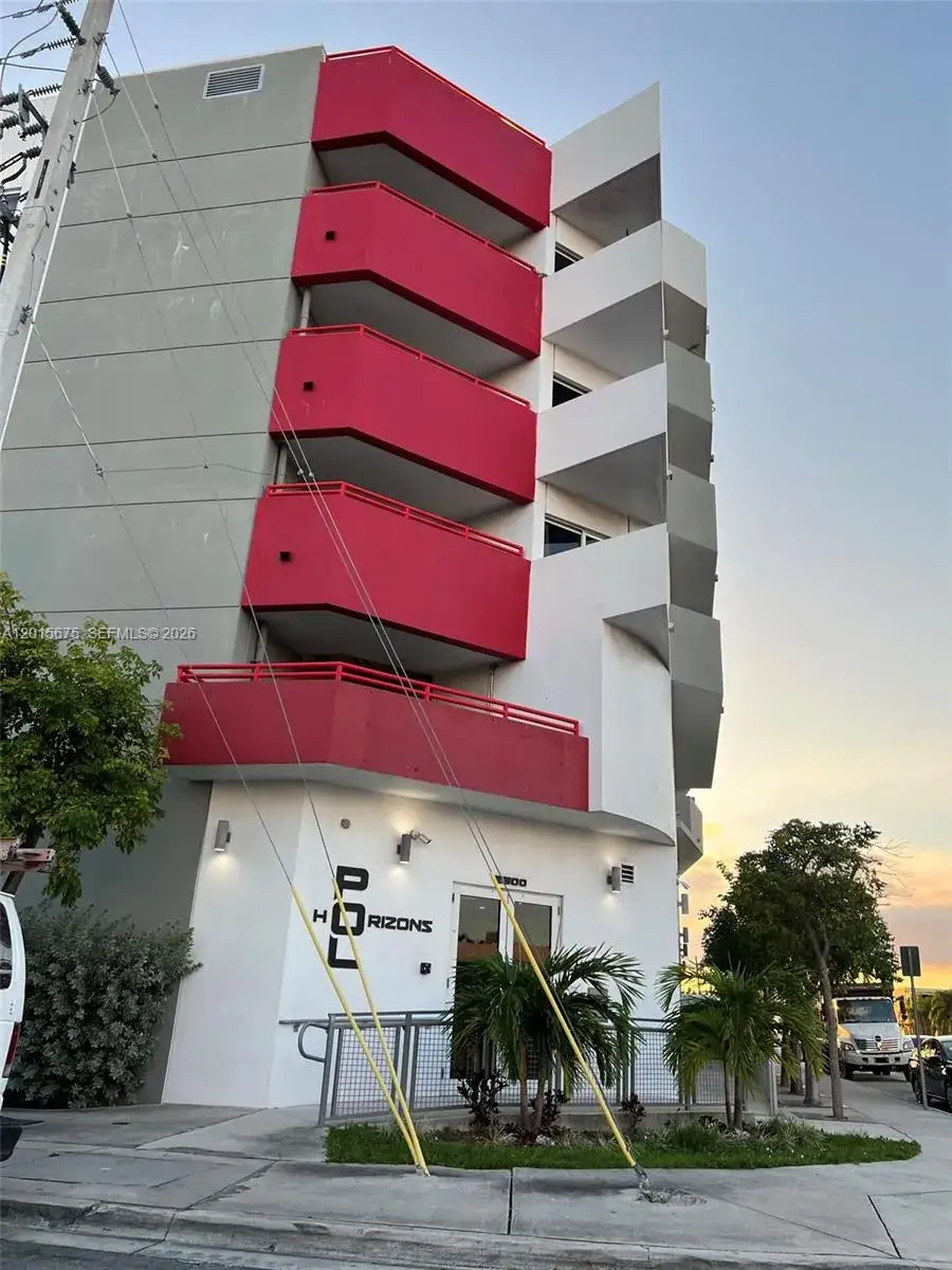 2 bedroom 2 bath Residential Lease for rent at 2300 NW 7th Street # 304, Miami FL 33125