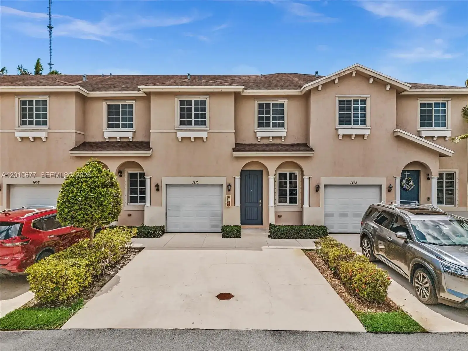 3 bedroom 2 bath Residential for sale at 1410 NW 214th Ter, Miami Gardens FL 33169