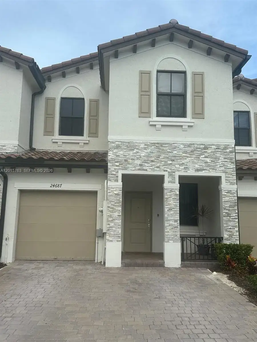 4 bedroom 2 bath Residential for sale at 24687 SW 119th Pl, Homestead FL 33032