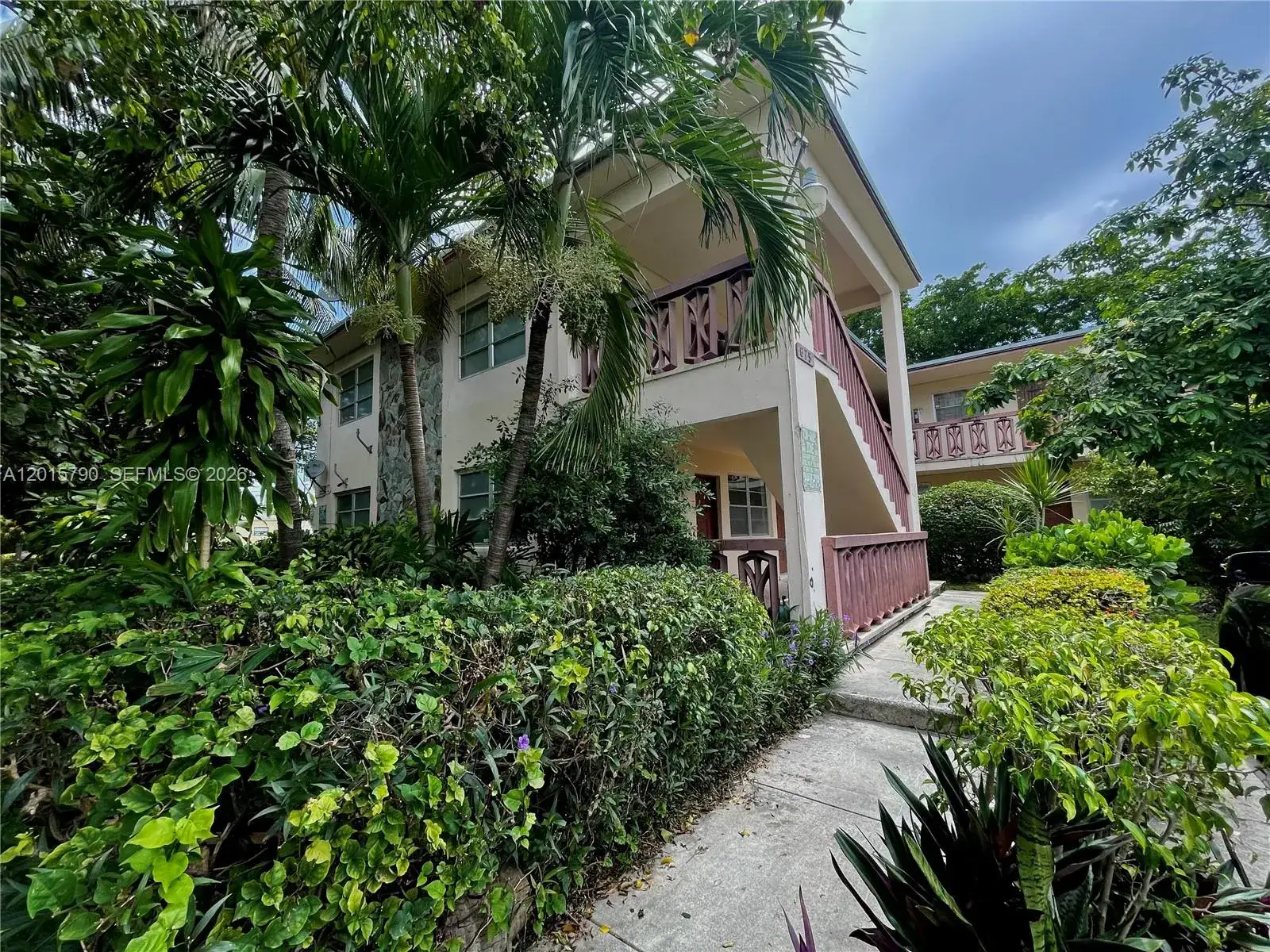 2 bedroom 1 bath Residential Lease for rent at 675 SW 7th Ave # 2, Miami FL 33130
