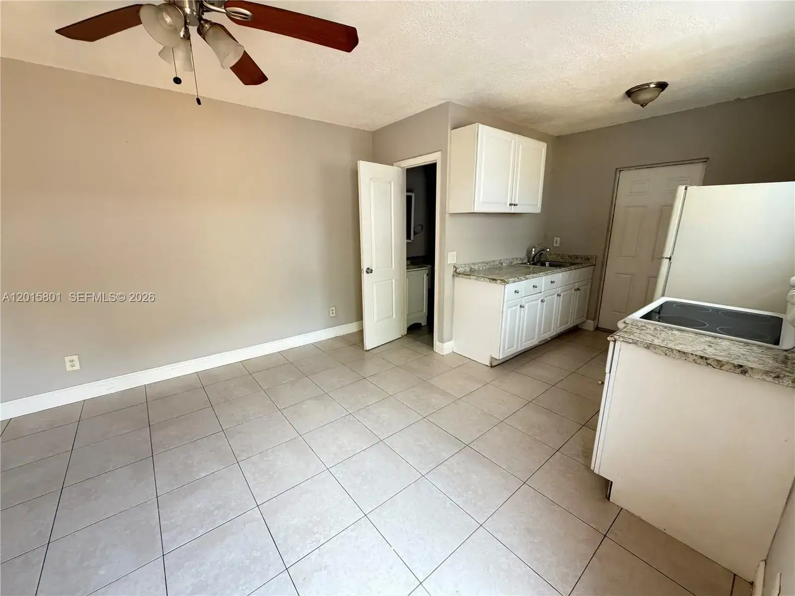 1 bedroom 1 bath Residential Lease for rent at 6012 SW 38th St # 4, Miramar FL 33023