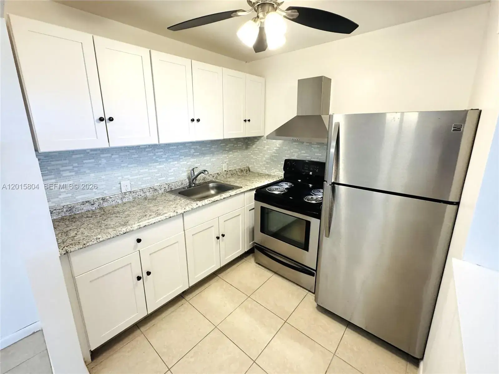 1 bedroom 1 bath Residential for sale at 138 Fanshaw # D, Boca Raton FL 33434