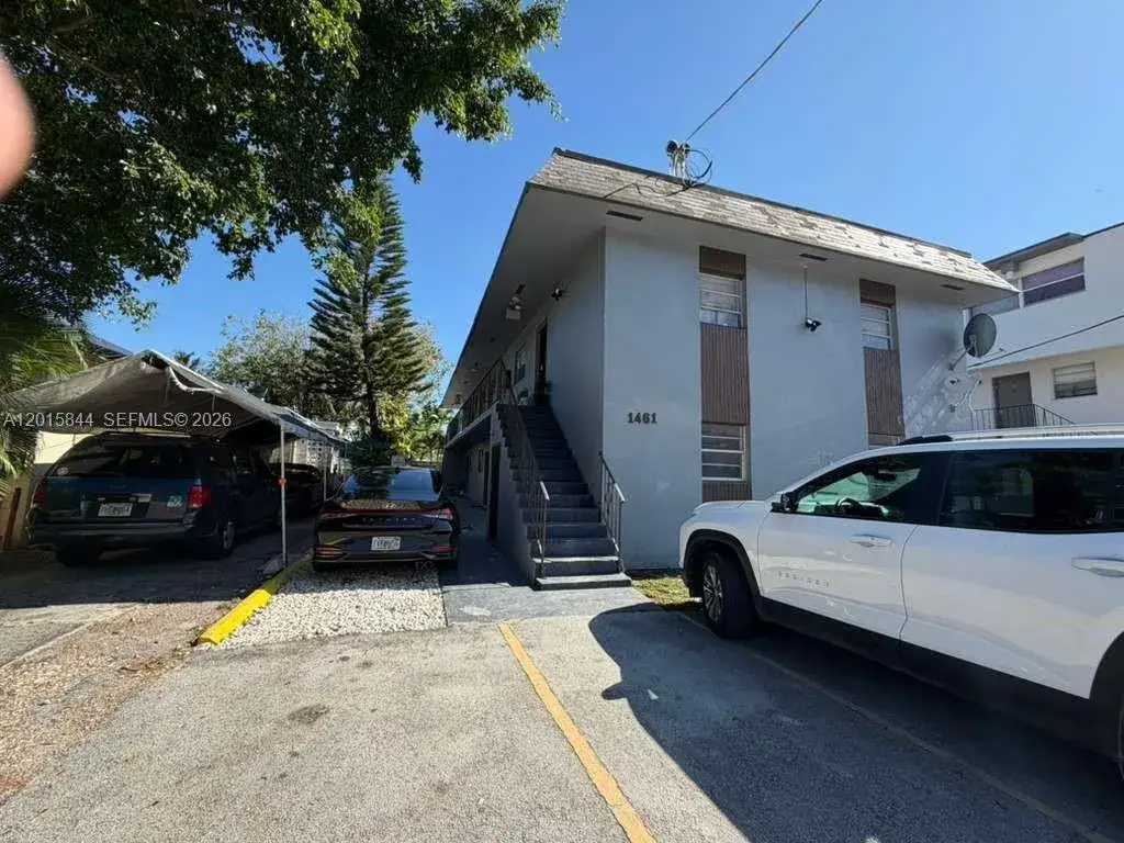 2 bedroom 1 bath Residential Lease for rent at 1461 SW 7th St # 1, Miami FL 33135