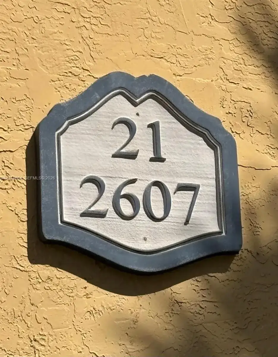 1 bedroom 1 bath Residential Lease for rent at 2607 NW 33rd St # 2114, Oakland Park FL 33309