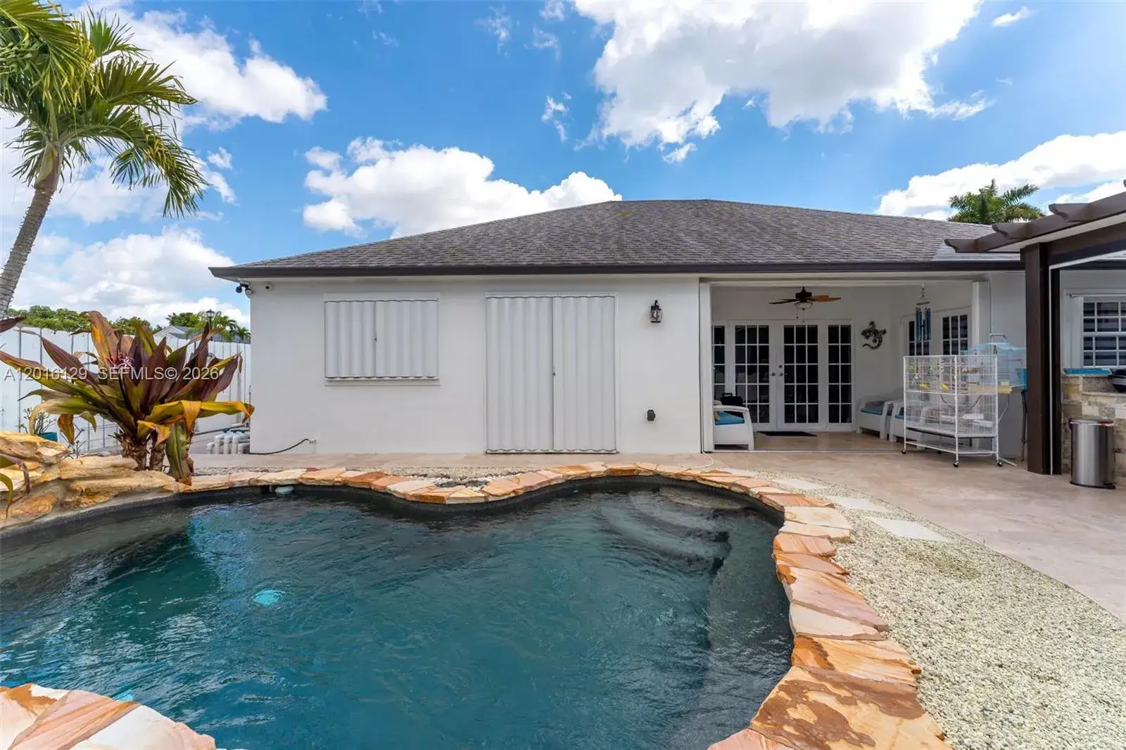 3 bedroom 2 bath Residential for sale at 15480 SW 144th Ave, Miami FL 33177