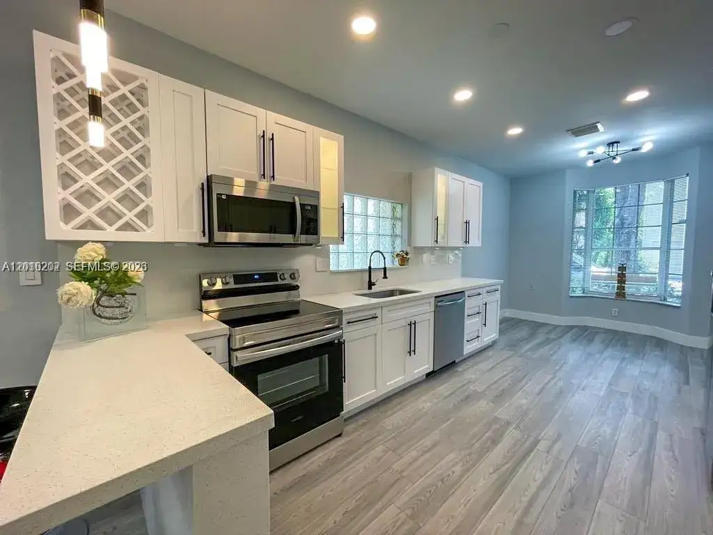 4 bedroom 3 bath Residential for sale at 1261 Hayes St, Hollywood FL 33019