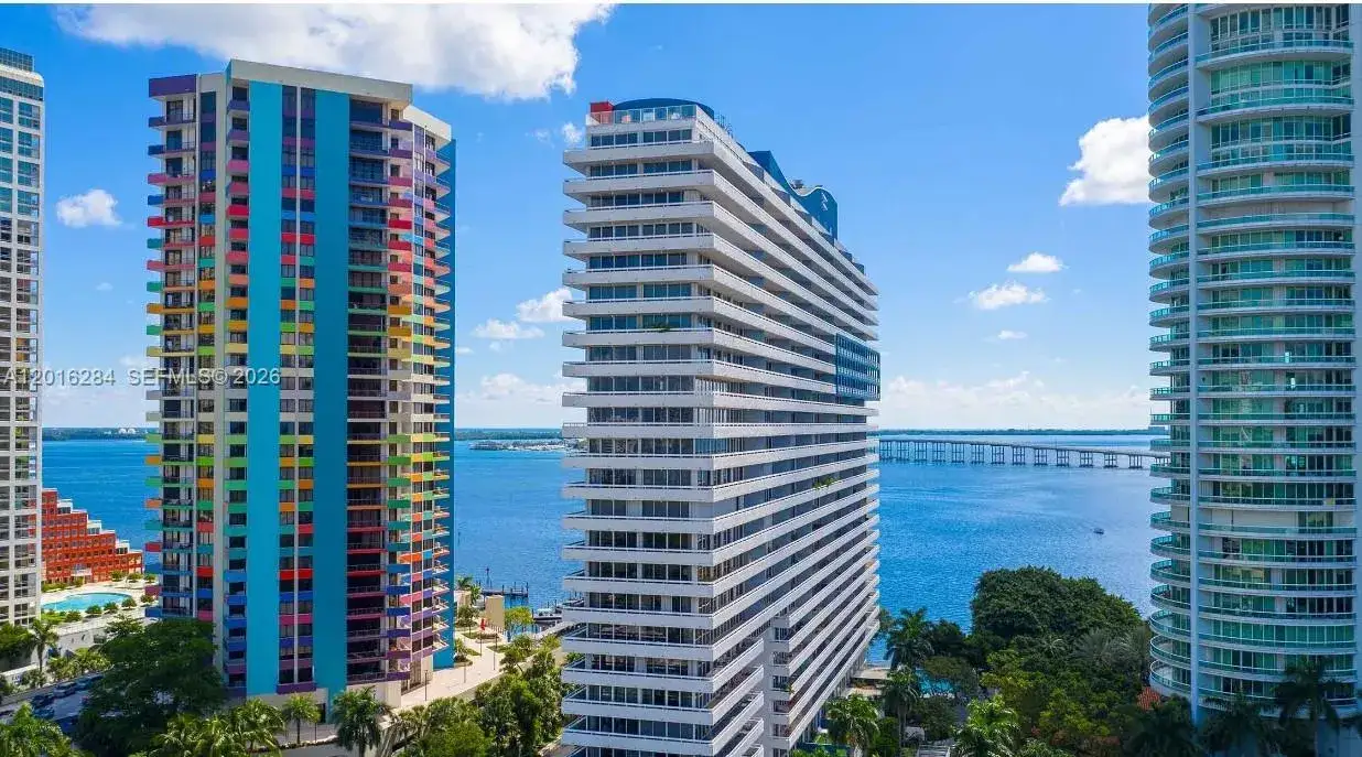 3 bedroom 3 bath Residential Lease for rent at 1627 Brickell Ave # 1204, Miami FL 33129