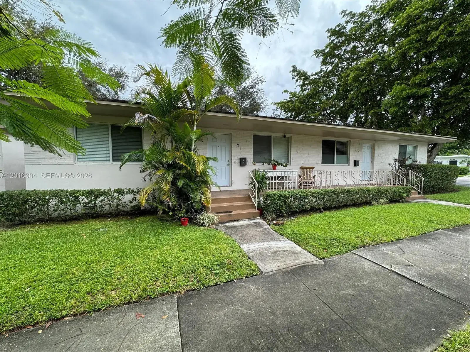 2 bedroom 1 bath Residential Lease for rent at 4 NE 47th St # 4, Miami FL 33137