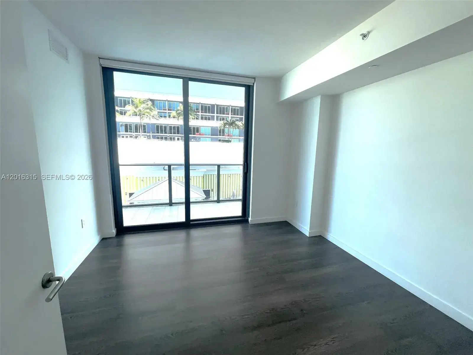 1 bedroom 1 bath Residential Lease for rent at 1300 S Miami Ave # 1107, Miami FL 33130