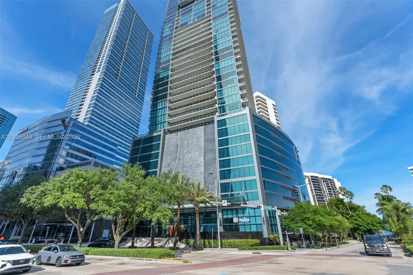 1 bedroom 1 bath Residential for sale at 1451 Brickell Ave # 904, Miami FL 33131