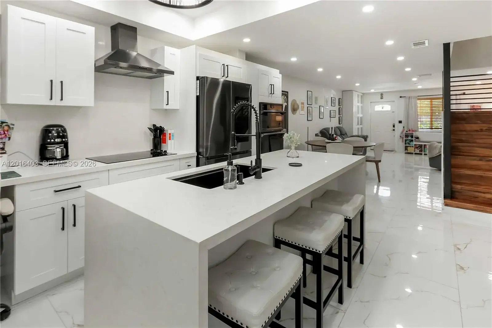 2 bedroom 2 bath Residential for sale at 2200 Monroe St # 12, Hollywood FL 33020