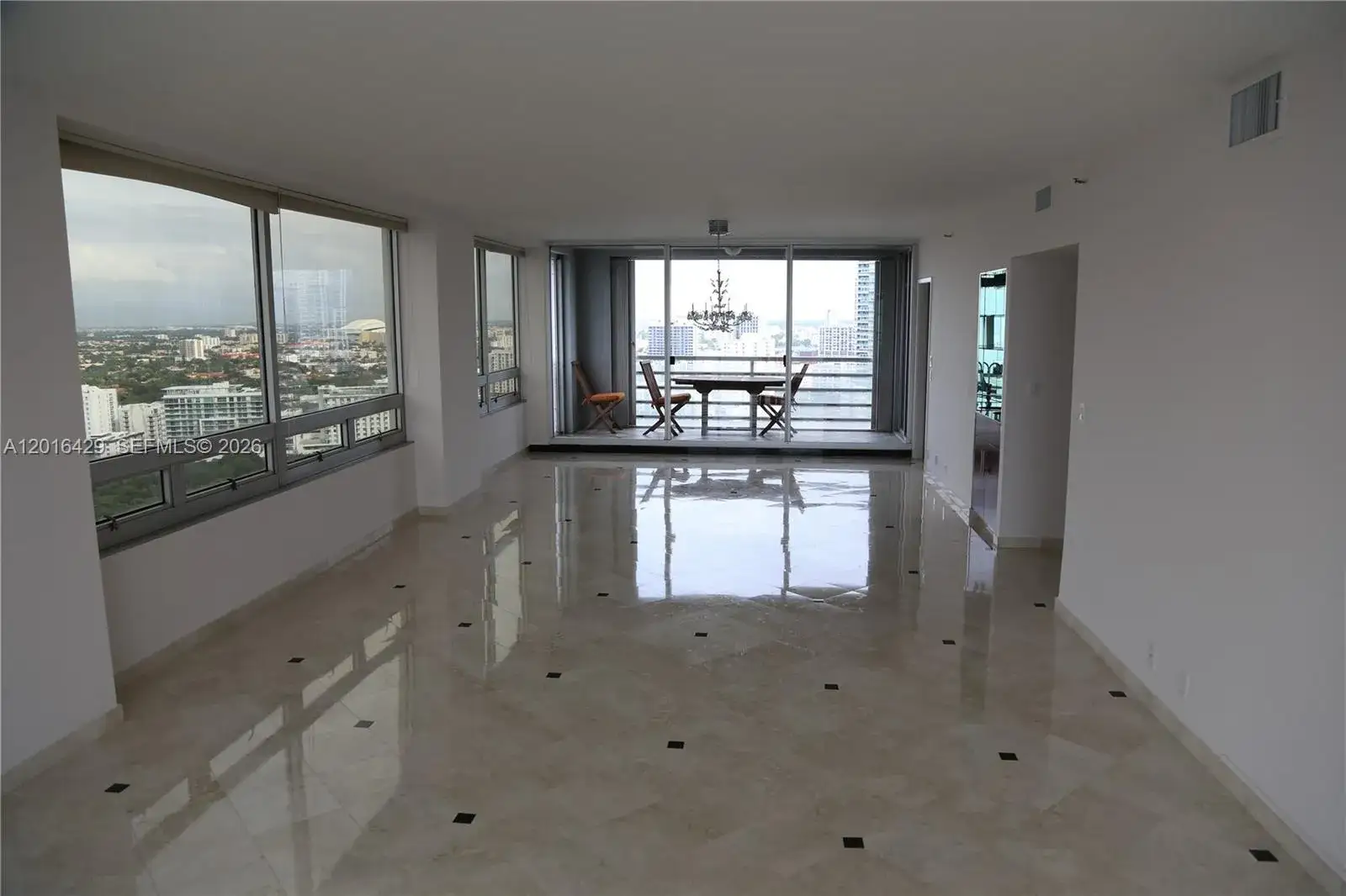 2 bedroom 2 bath Residential Lease for rent at 1541 Brickell Ave # A3101, Miami FL 33129