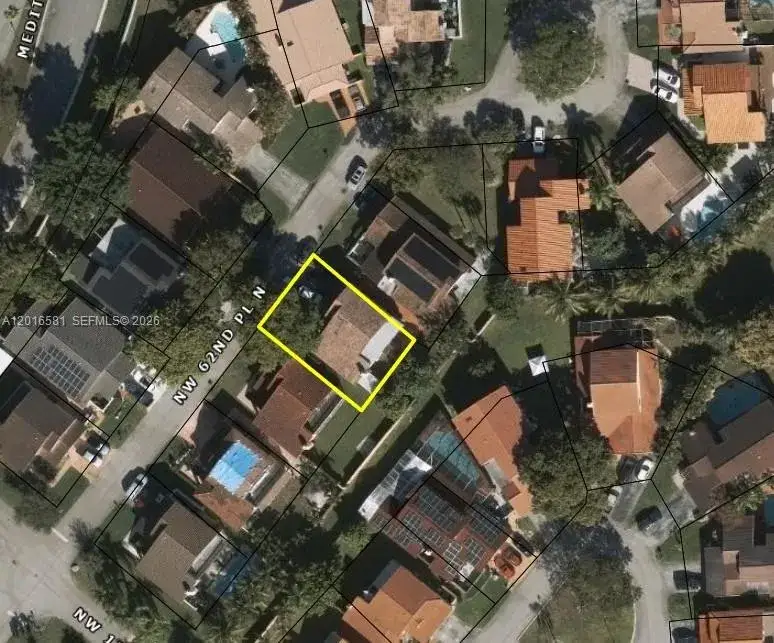 3 bedroom 3 bath Residential for sale at 17623 NW 62nd PL N, Hialeah FL 33015