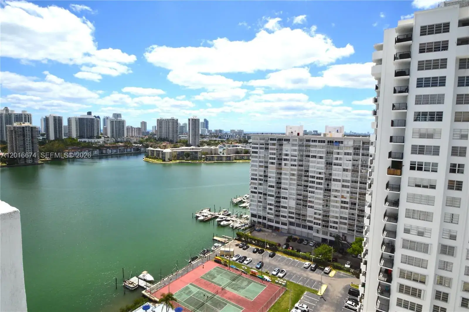 2 bedroom 2 bath Residential for sale at 2780 NE 183rd St, Aventura FL 33160