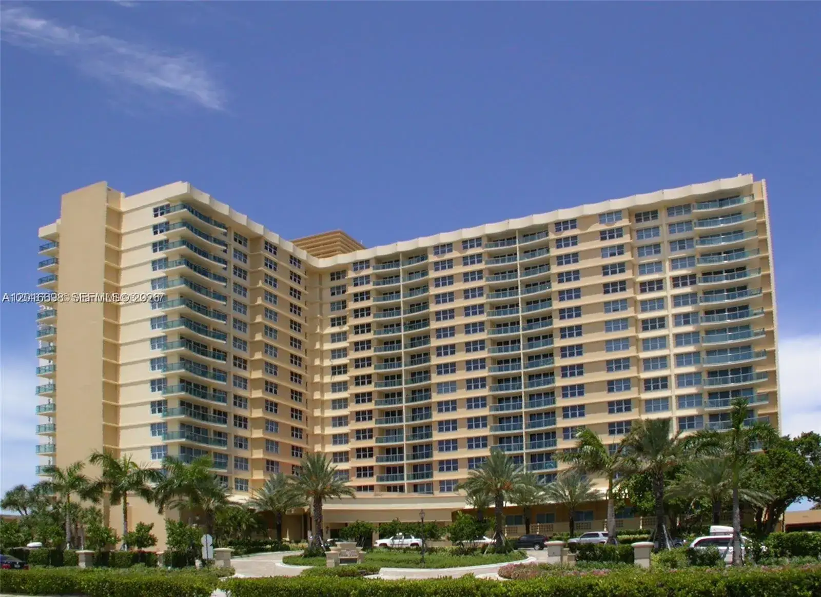 1 bath Residential for sale at 2501 S Ocean Dr, Hollywood FL 33019