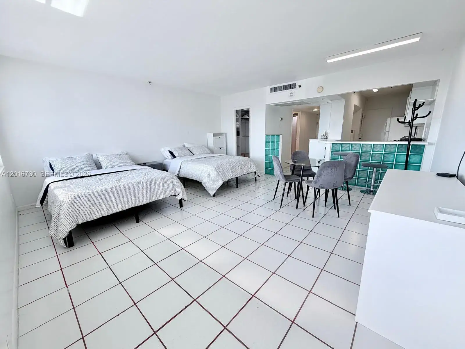 1 bath Residential Lease for rent at 100 Lincoln Rd # 1609, Miami Beach FL 33139