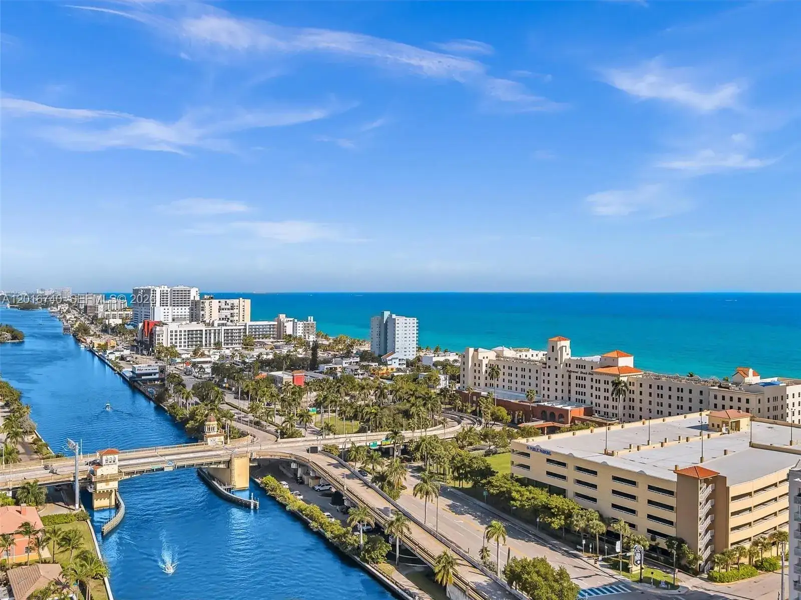 2 bedroom 1 bath Residential for sale at 5300 Washington St # J216, Hollywood FL 33021