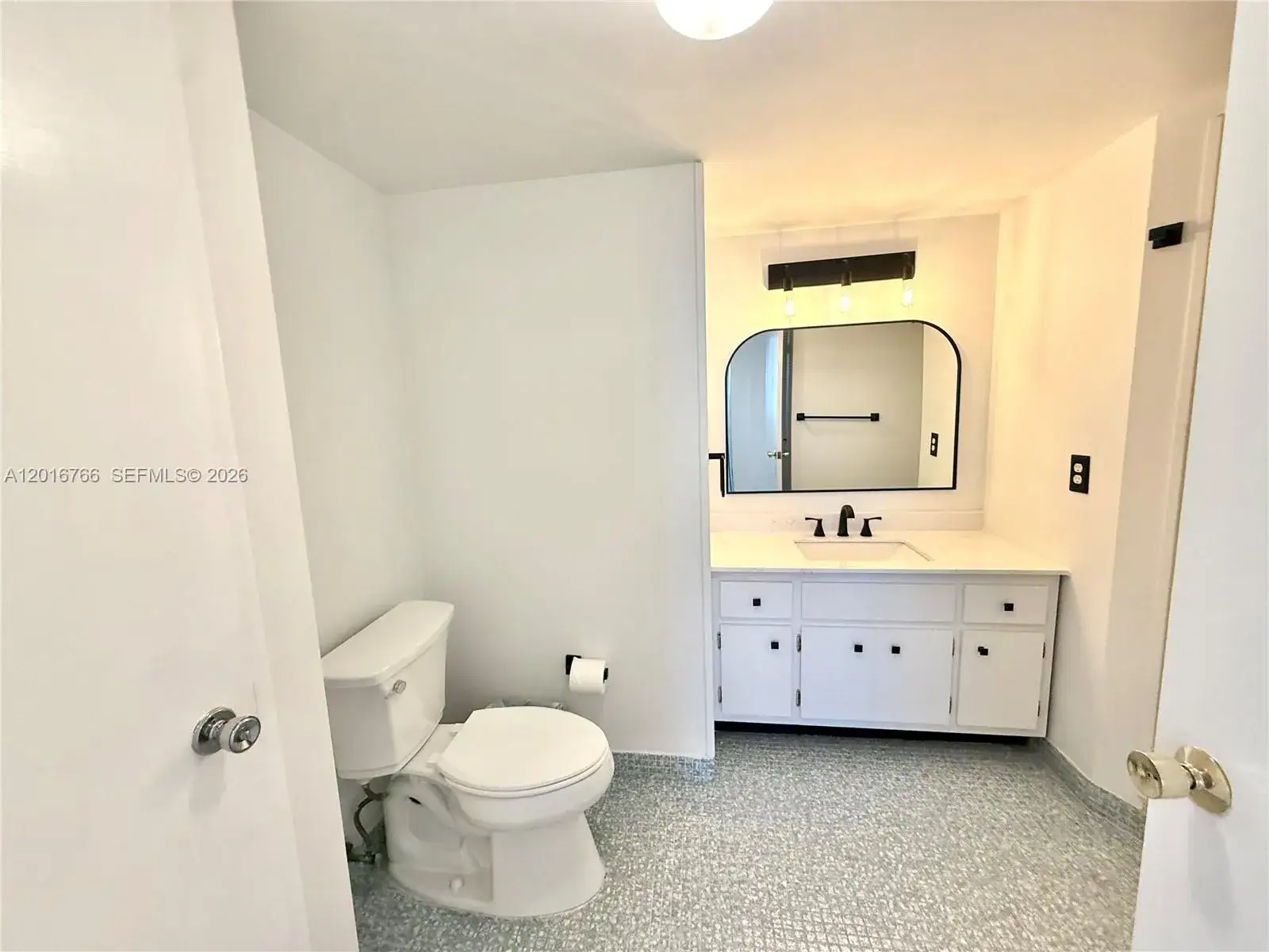 2 bedroom 2 bath Residential Lease for rent at 1351 NE Miami Gardens Dr # 626E, Miami FL 33179