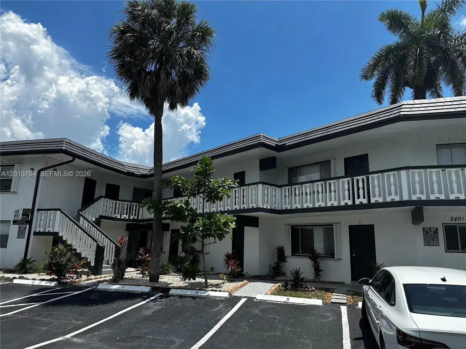 Commercial Sale for sale at 2401 NW 9th Ave # 8, Wilton Manors FL 33311