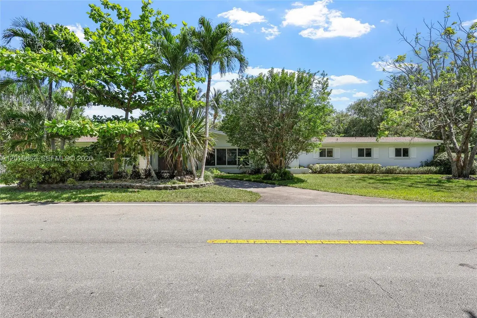 5 bedroom 3 bath Residential for sale at 7800 SW 132nd St, Pinecrest FL 33156