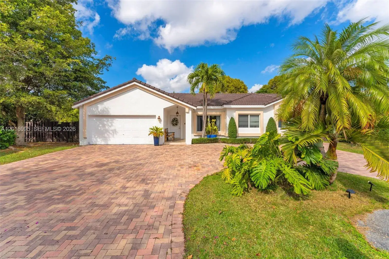 4 bedroom 2 bath Residential for sale at 15325 SW 54th Ter, Miami FL 33185